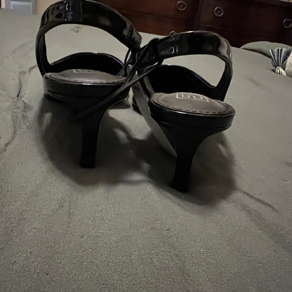 Express heels - Picture 2 of 4